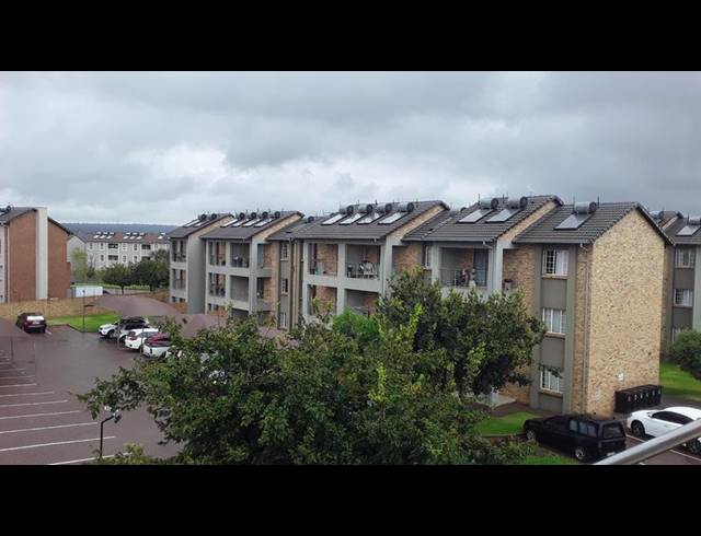 2 BEDROOM APARTMENT FOR SALE IN STONERIDGE